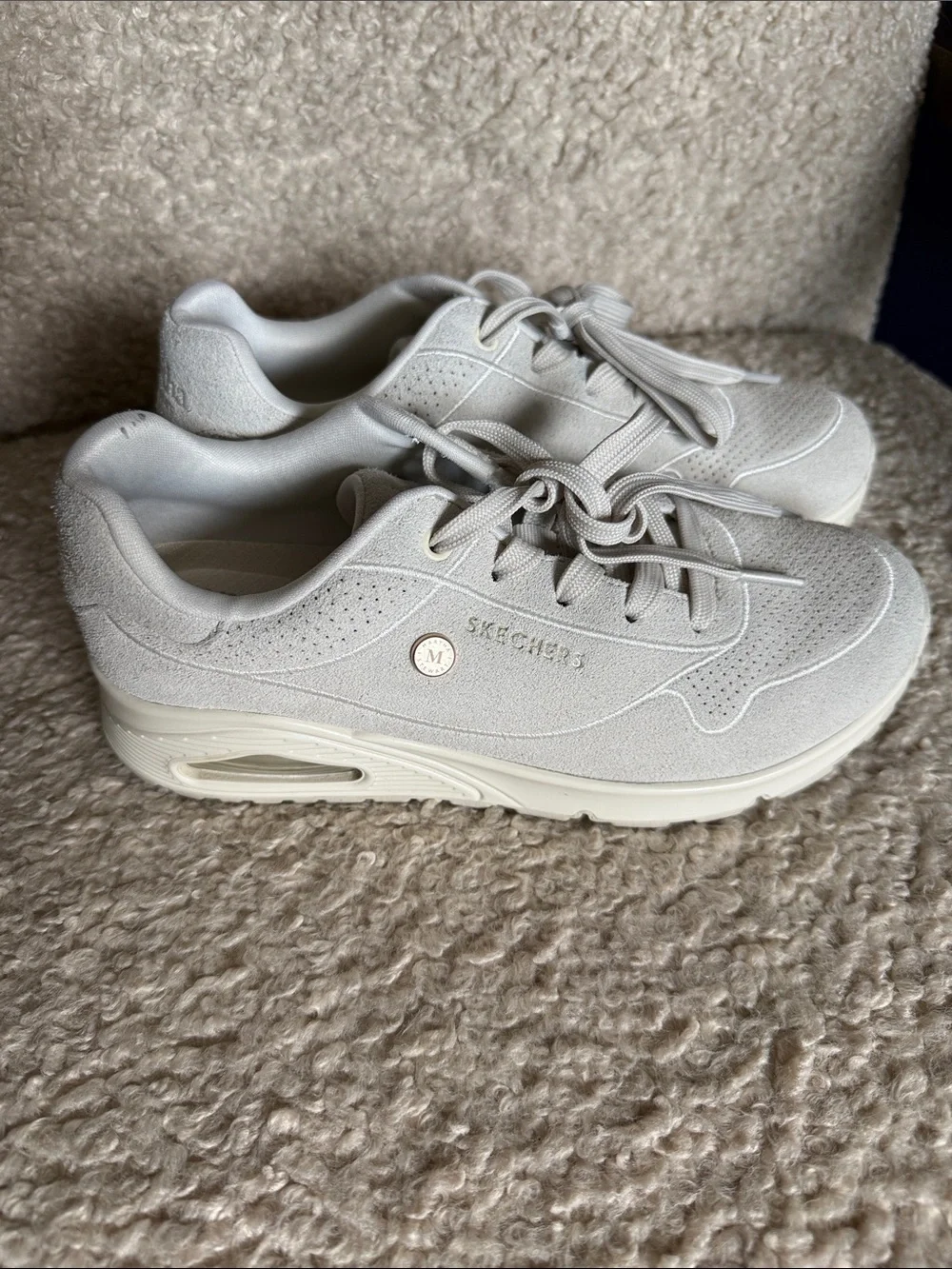Martha Stewart Skechers Cream Suede-Style Comfort Sneakers size 8